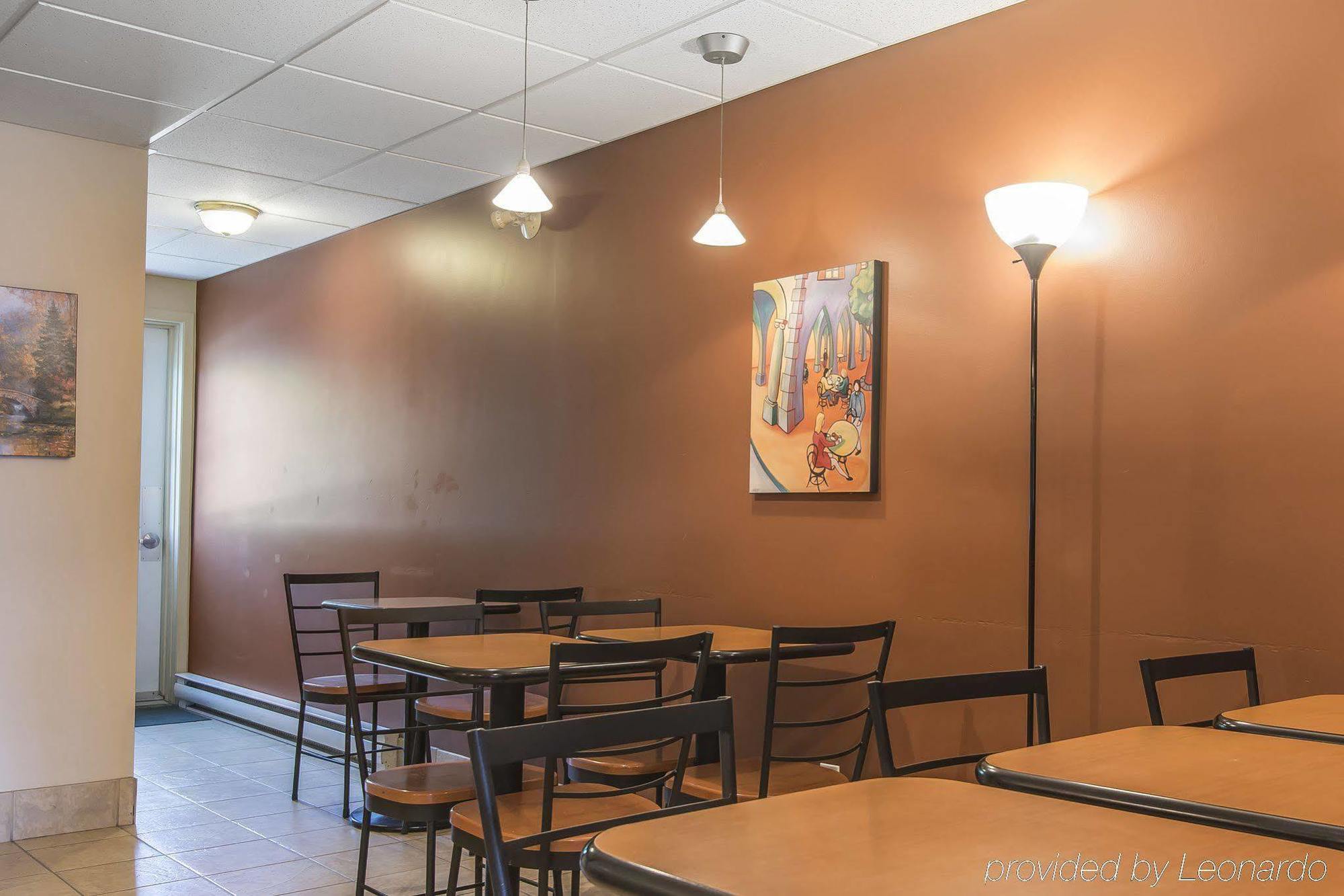 Econo Lodge Cabano Εξωτερικό φωτογραφία