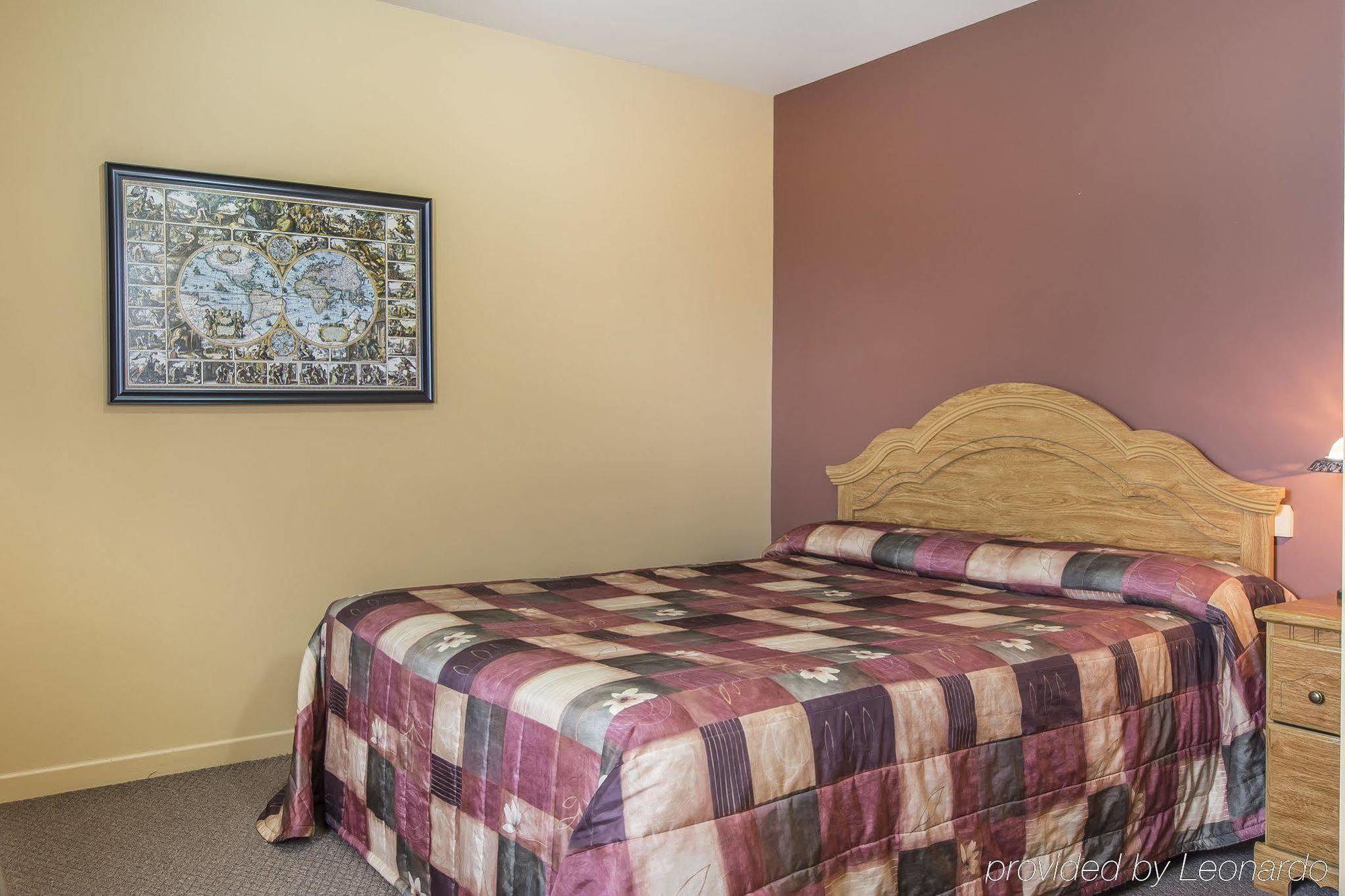 Econo Lodge Cabano Εξωτερικό φωτογραφία