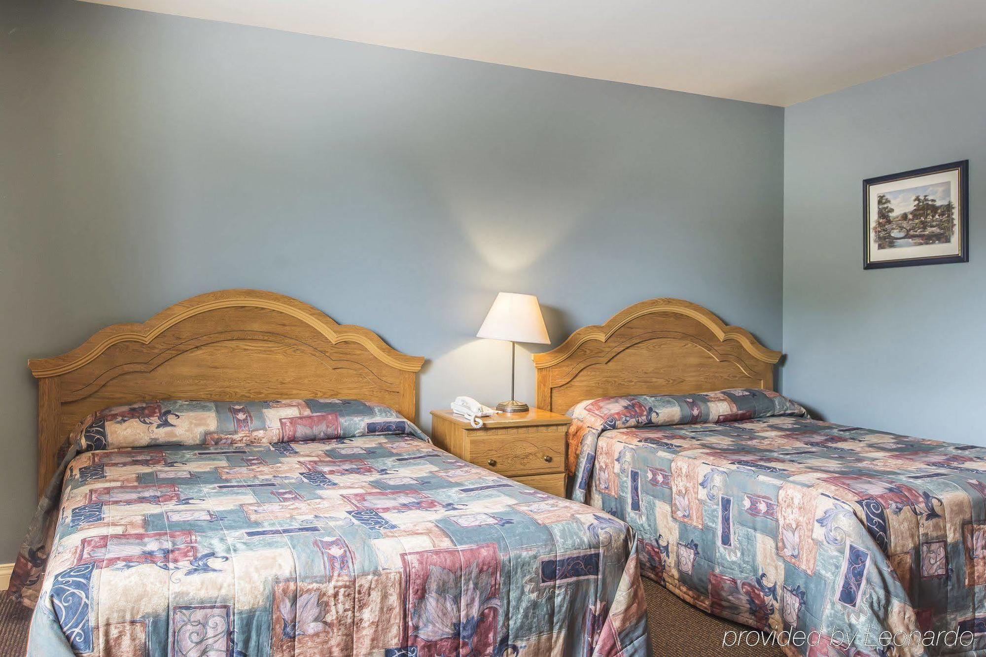 Econo Lodge Cabano Εξωτερικό φωτογραφία