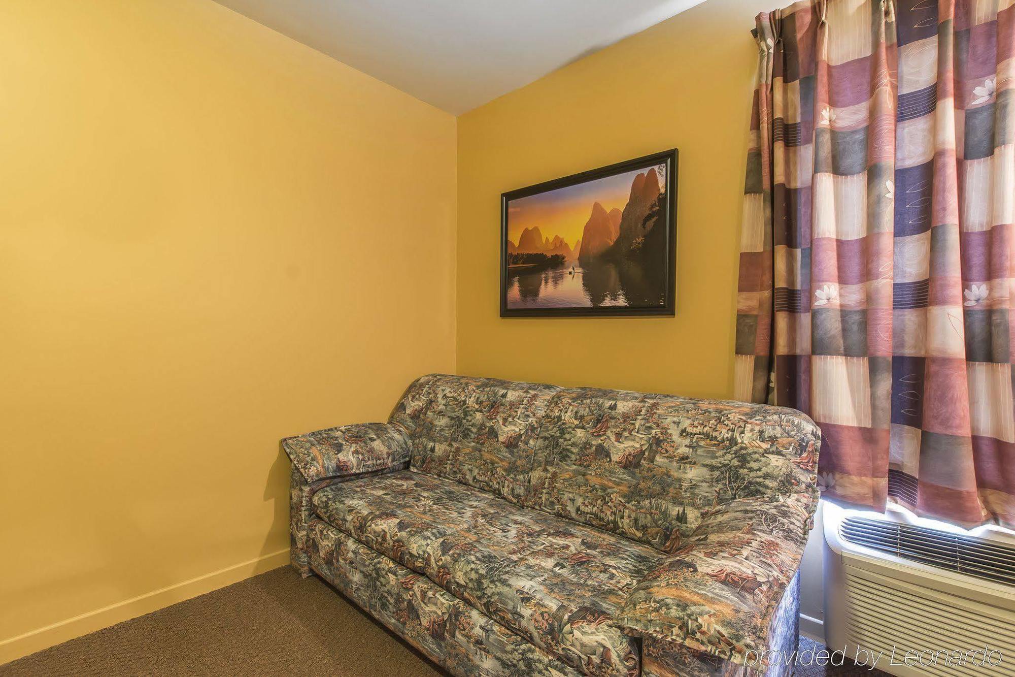 Econo Lodge Cabano Εξωτερικό φωτογραφία