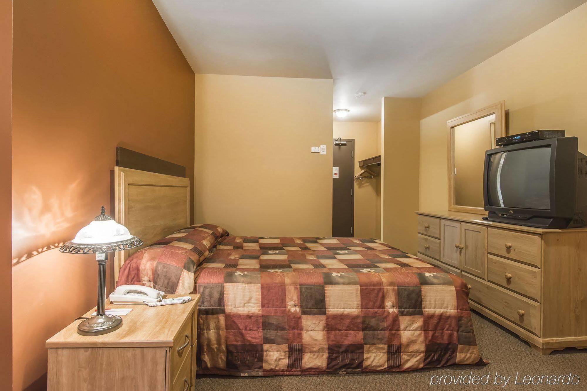 Econo Lodge Cabano Εξωτερικό φωτογραφία