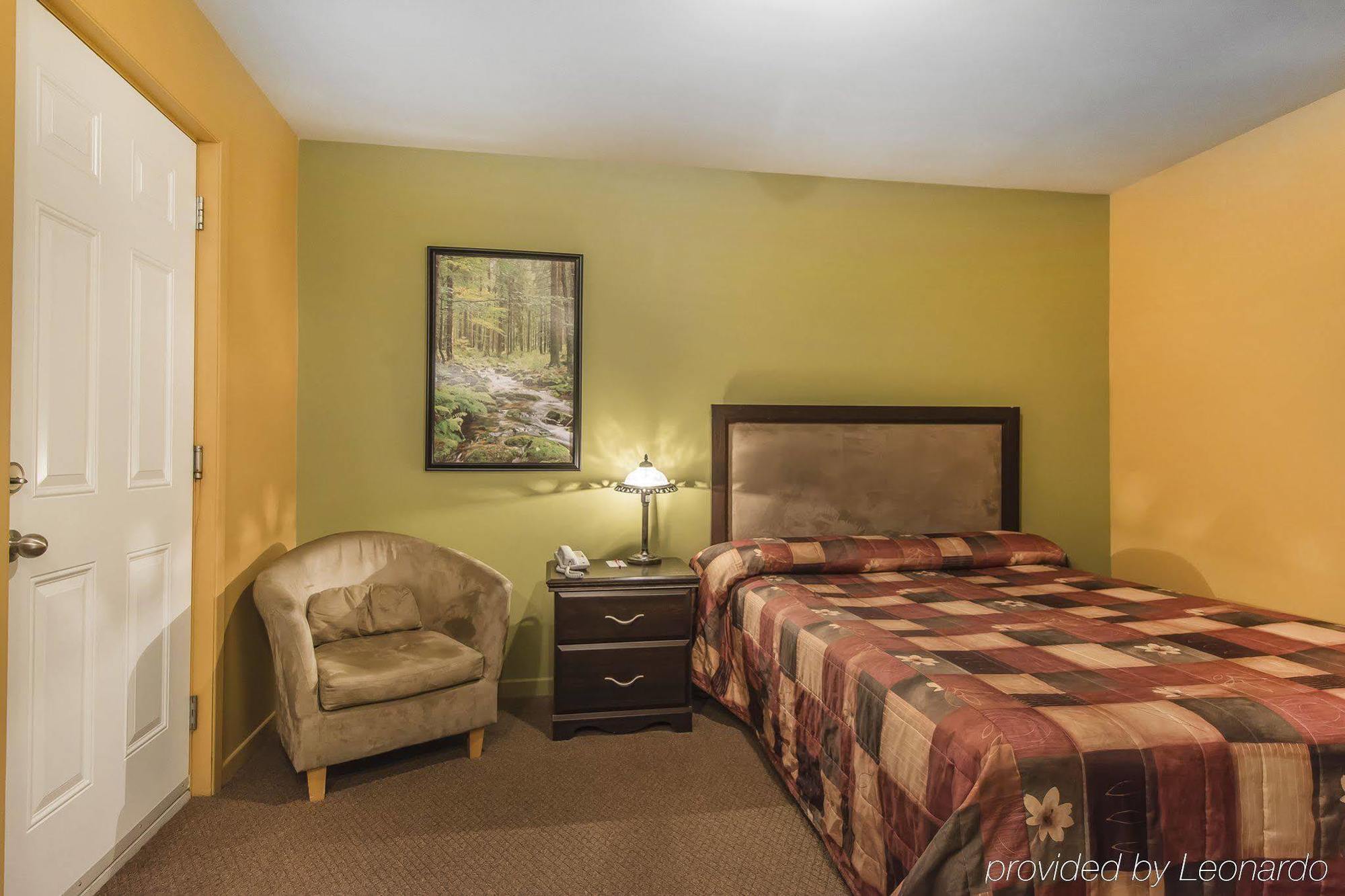 Econo Lodge Cabano Εξωτερικό φωτογραφία