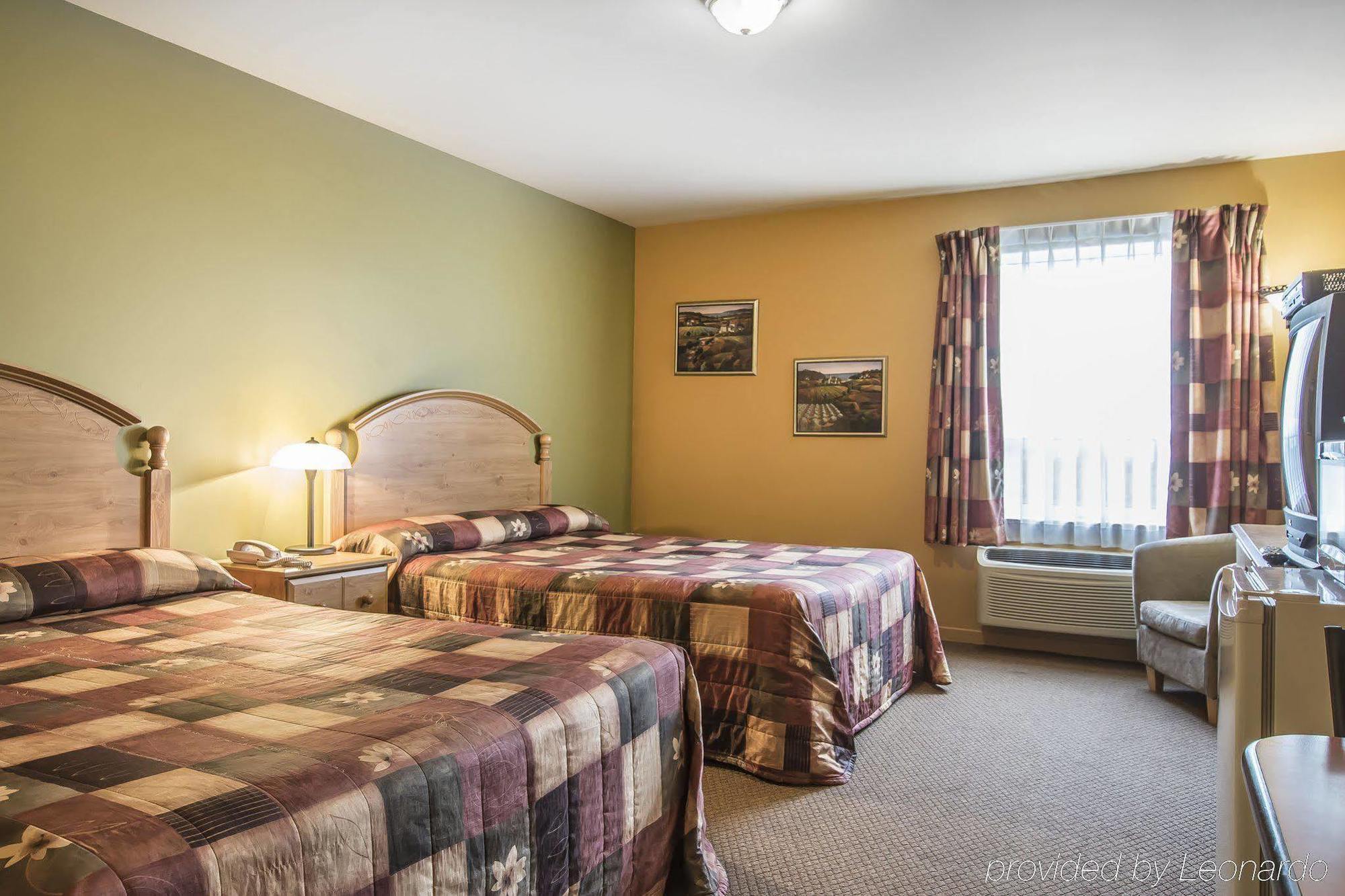 Econo Lodge Cabano Εξωτερικό φωτογραφία