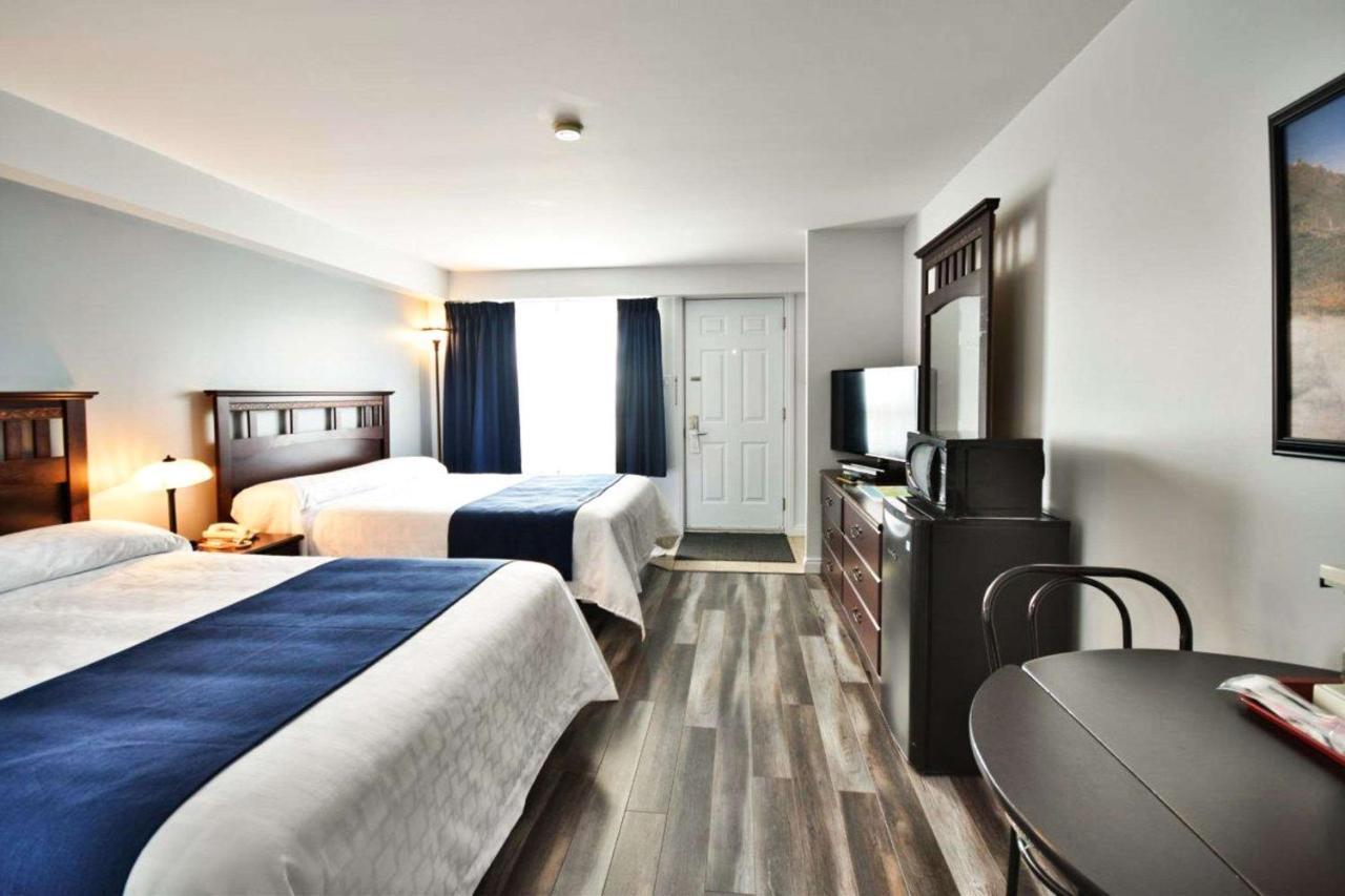 Econo Lodge Cabano Εξωτερικό φωτογραφία