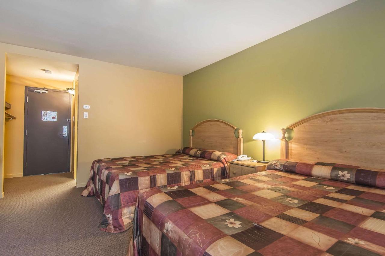 Econo Lodge Cabano Εξωτερικό φωτογραφία
