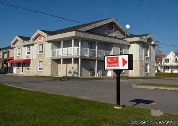 Econo Lodge Cabano Εξωτερικό φωτογραφία